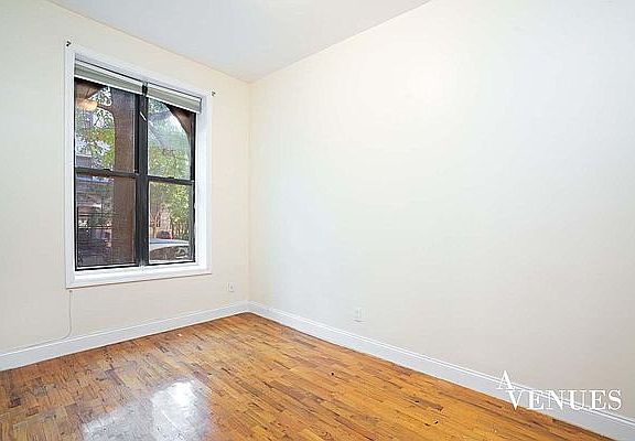 4th image of 557 W 149th St #1A