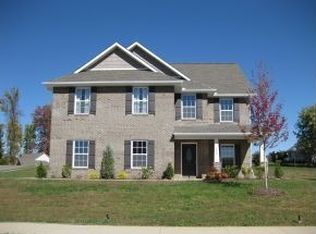 1039 Willow Springs Dr, Johnson City, TN 37604
