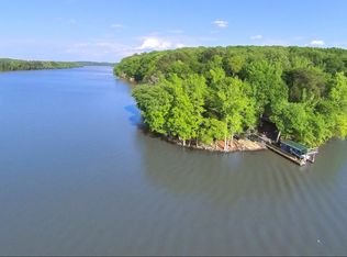 42698 Moonshine Dr, New London, NC 28127