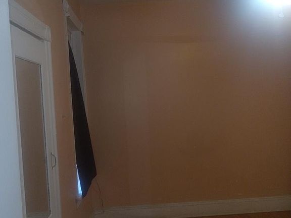 4th image of 4435 N 16th St