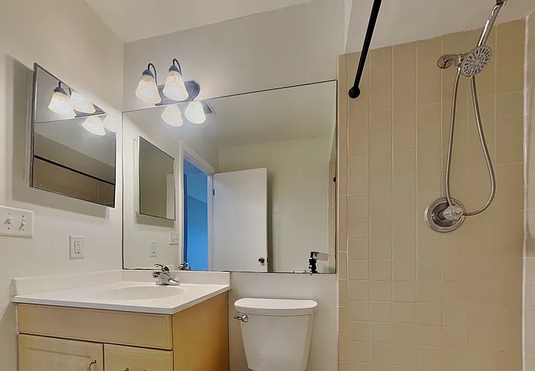 111 Hidden Arbor Ct — Photo 10