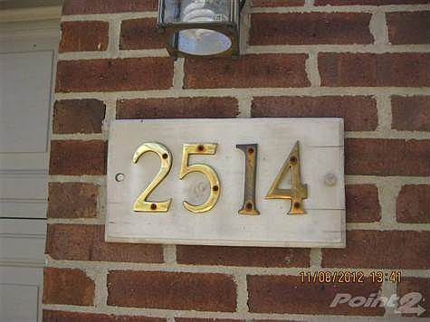 3rd image of 2514 Knightsbridge Ln