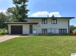 4642 N 82nd St, Omaha, NE 68134