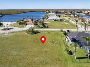 1007 NW 40th Pl, Cape Coral, FL 33993