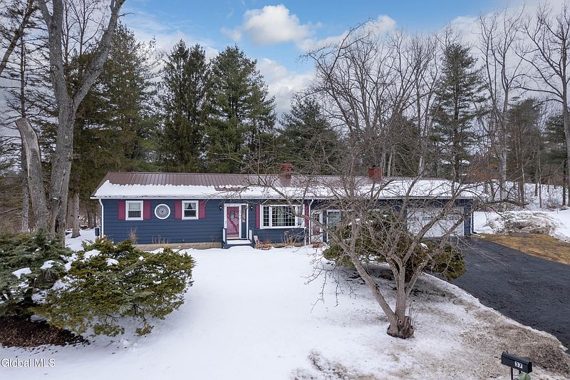 3rd image of 37 Fowler Drive