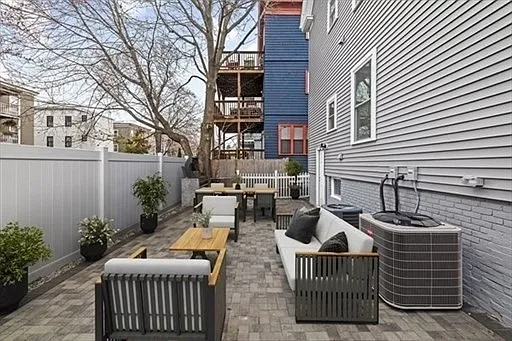 17 Cameron Ave #17 — Photo 6