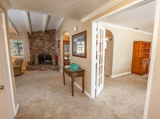 2101 W Parkridge Ave, Norco, CA 92860