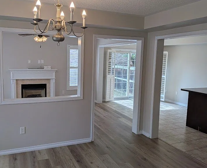115 Elliottglen Dr — Photo 6