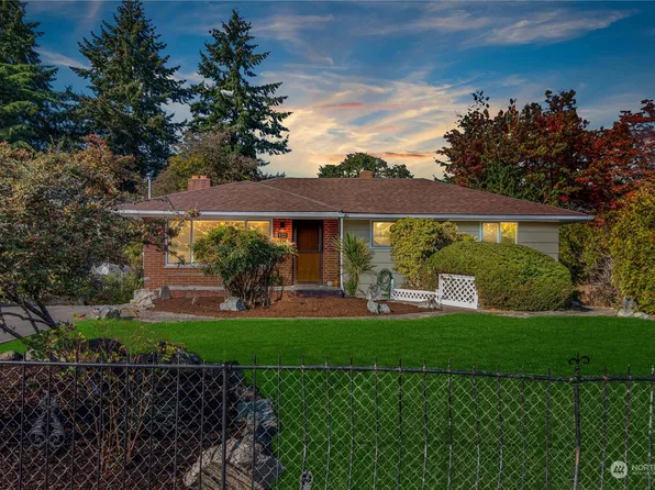 9325 Northlake Drive SW, Lakewood, WA 98498