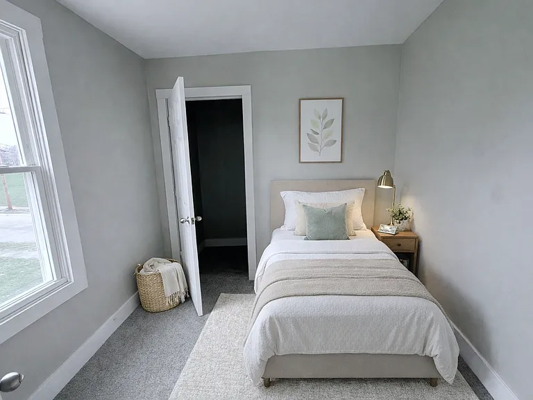 1427 E 92nd St #2 — Photo 7