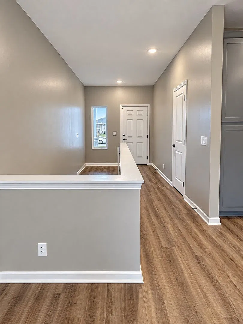 Beautiful 3 Bedroom 3 Bathroom Home in the Gretna School District! — Photo 4