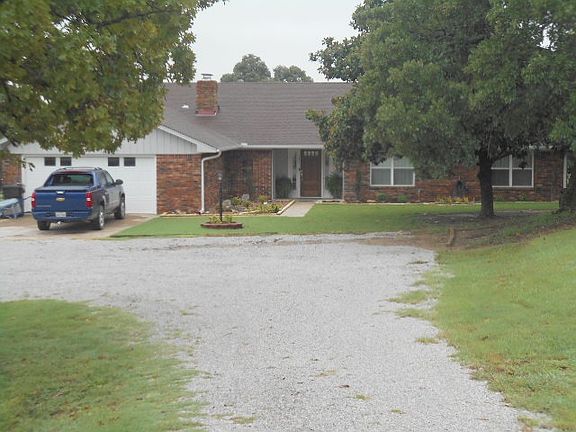 2nd image of 265 Golf Club Dr