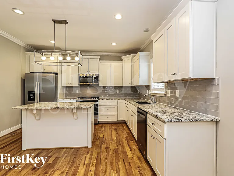 350 Prescott Dr — Photo 9
