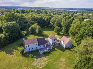 40B Old Main Rd, Little Compton, RI 02837