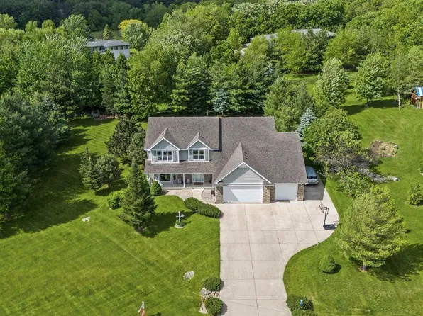 6348 Irving Drive, Sun Prairie, WI 53590