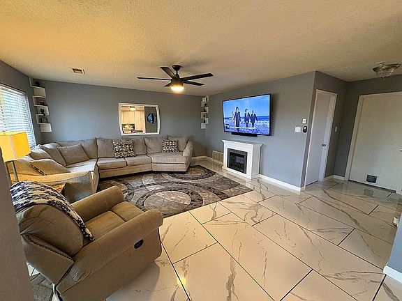 3rd image of 2944 Quail Pointe Dr NW