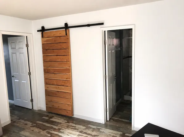 (undisclosed Address), Los Angeles, CA 90043