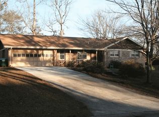 1736 Stillwood Forest Dr, Lilburn, GA 30047