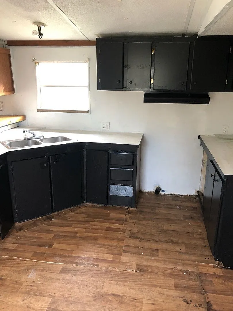 Apply Now! Rent this 2 Bedroom 2 Bathroom Home in Aiken! — Photo 2