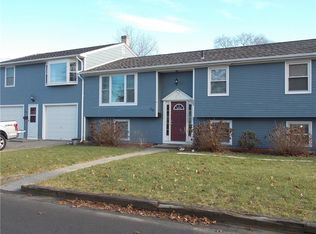 66 Nash Ave, Warwick, RI 02889