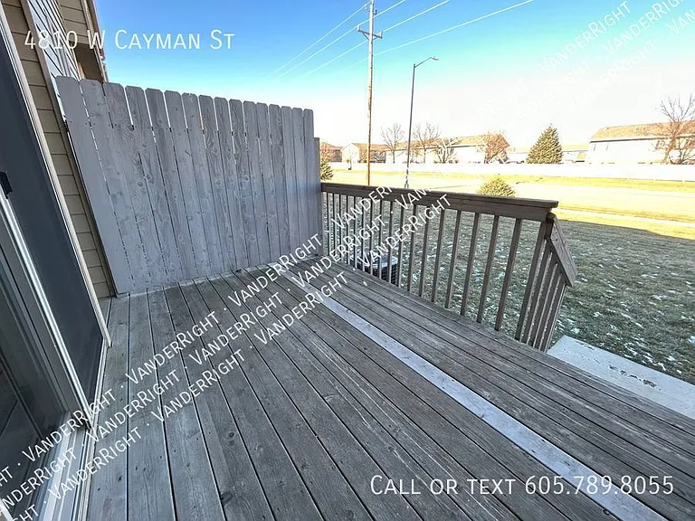 4810 W Cayman St — Photo 22