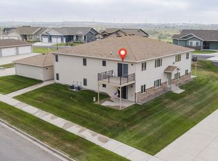 3601 N 19th St APT 3, Bismarck, ND 58503