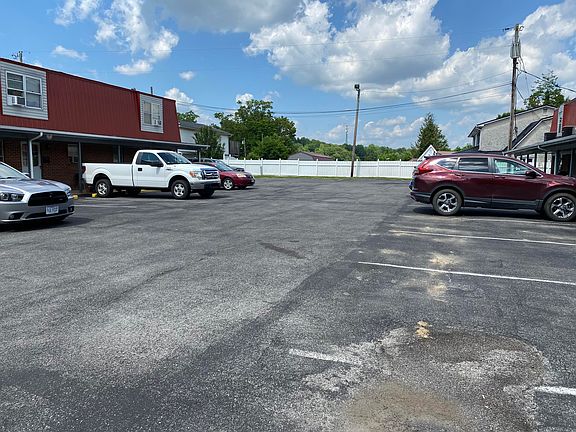 4th image of 830 Highland Ave NW #11