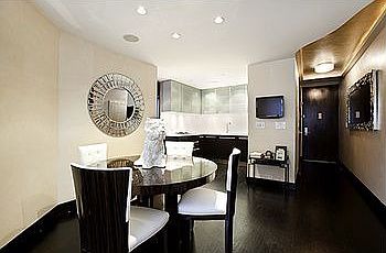 3rd image of 200 E 61st St APT 8E