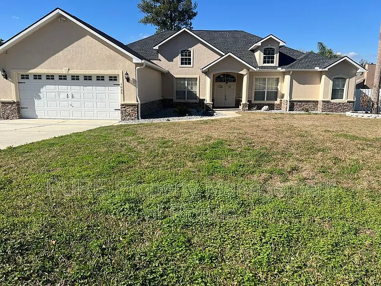 1035 SW 33rd Pl — Photo 8