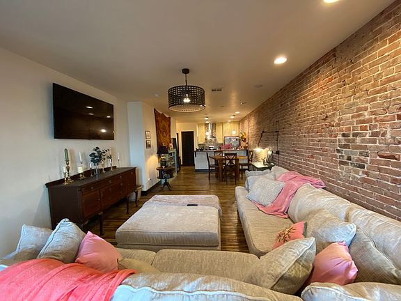 4th image of 711 S Main St #3