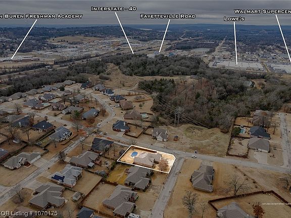 4th image of 1202 Timberland Dr