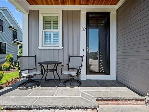 3rd image of 32 Hawk Ln #48