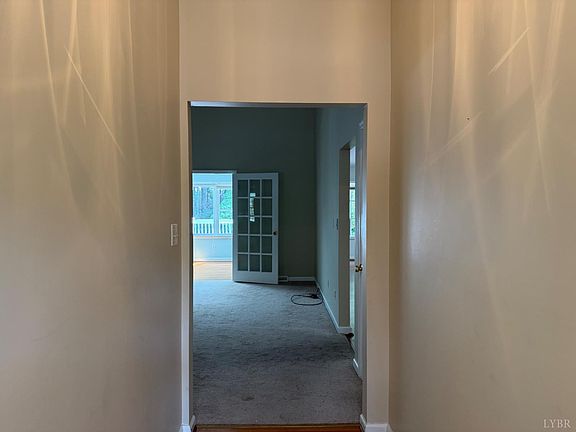5th image of 353 Clays Crossing Dr