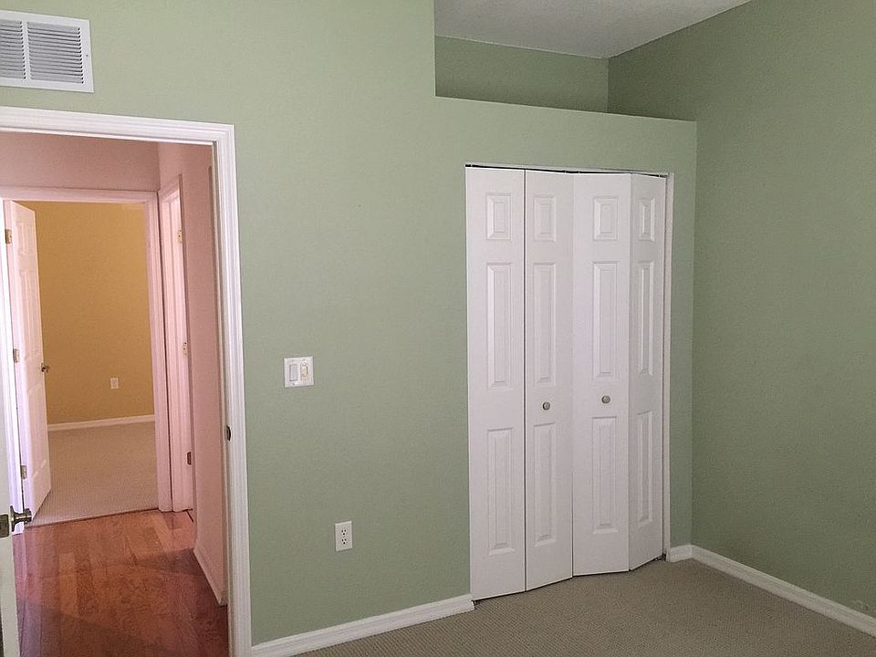 1st image of 713 Sandy Hills Ave