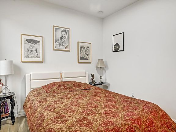 4th image of 4536 Cumberland Terrace