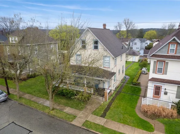 233 Washington St, Ligonier, PA 15658