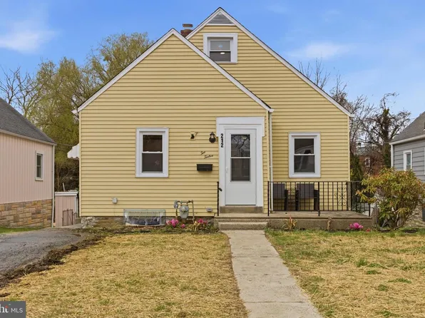 212 Mackenzie Ave, Prospect Park, PA 19076