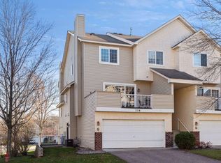 328 Brickyard Dr, Chaska, MN 55318