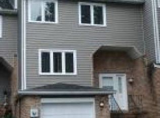 94 Stockton Ct, Morris Plains, NJ 07950
