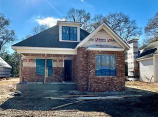 506 Moores Mill Rd, Auburn, AL 36830