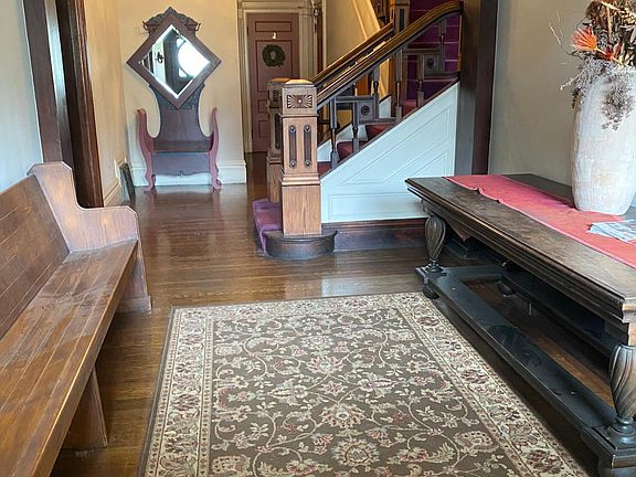 5th image of 2647 Buchanan St APT 4