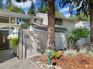 15800 Village Green Dr UNIT 18, Mill Creek, WA 98012