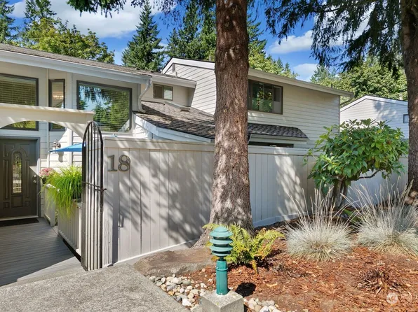 15800 Village Green Drive #18, Mill Creek, WA 98012