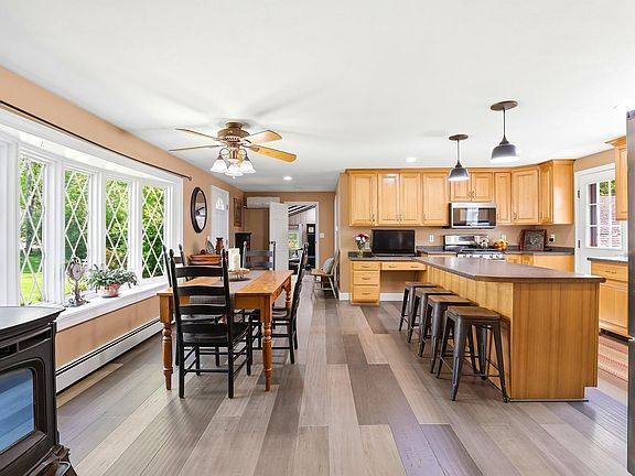 5th image of 53 Sandown Road