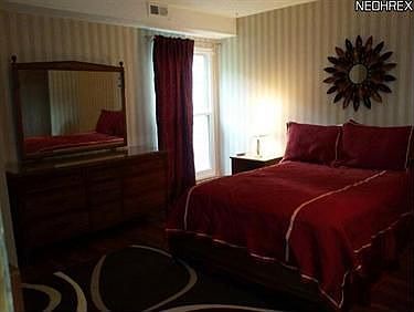 4th image of 1633 Cedarwood Dr APT 220