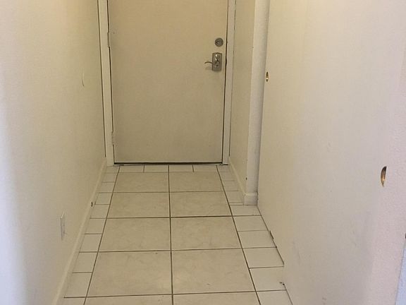 4th image of 9302 Redmond Woodinville Rd NE