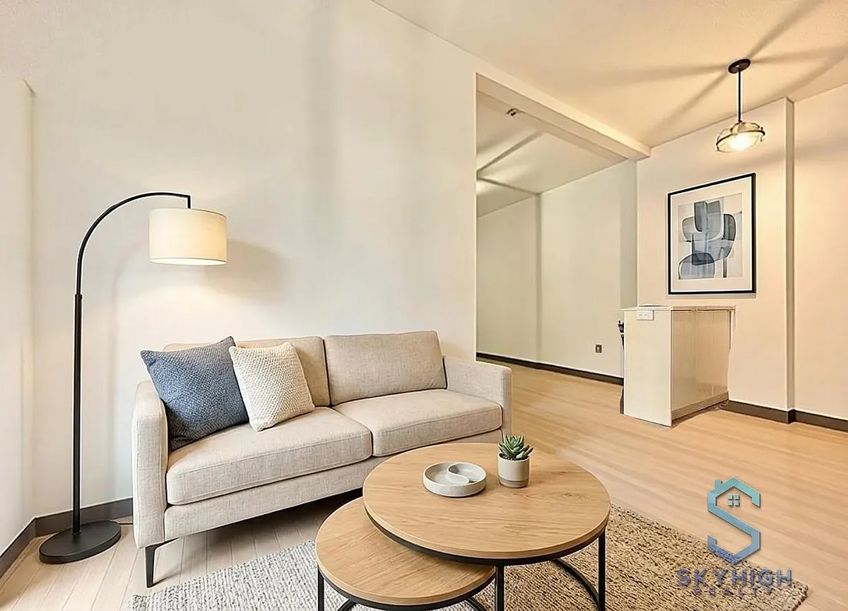 Building Photo - 2553 Church Ave #3D