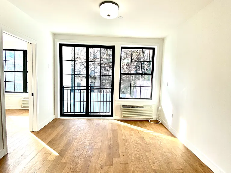 301 Covert St #2B — Photo 7