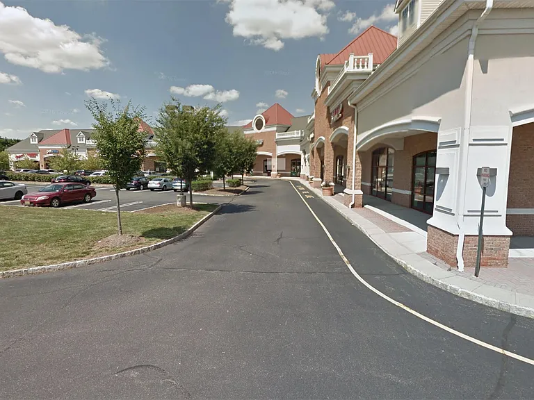 Shops At Branchburg