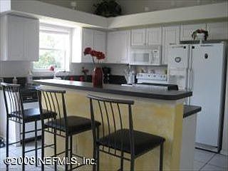 3rd image of 43 Valencia St Unit 3